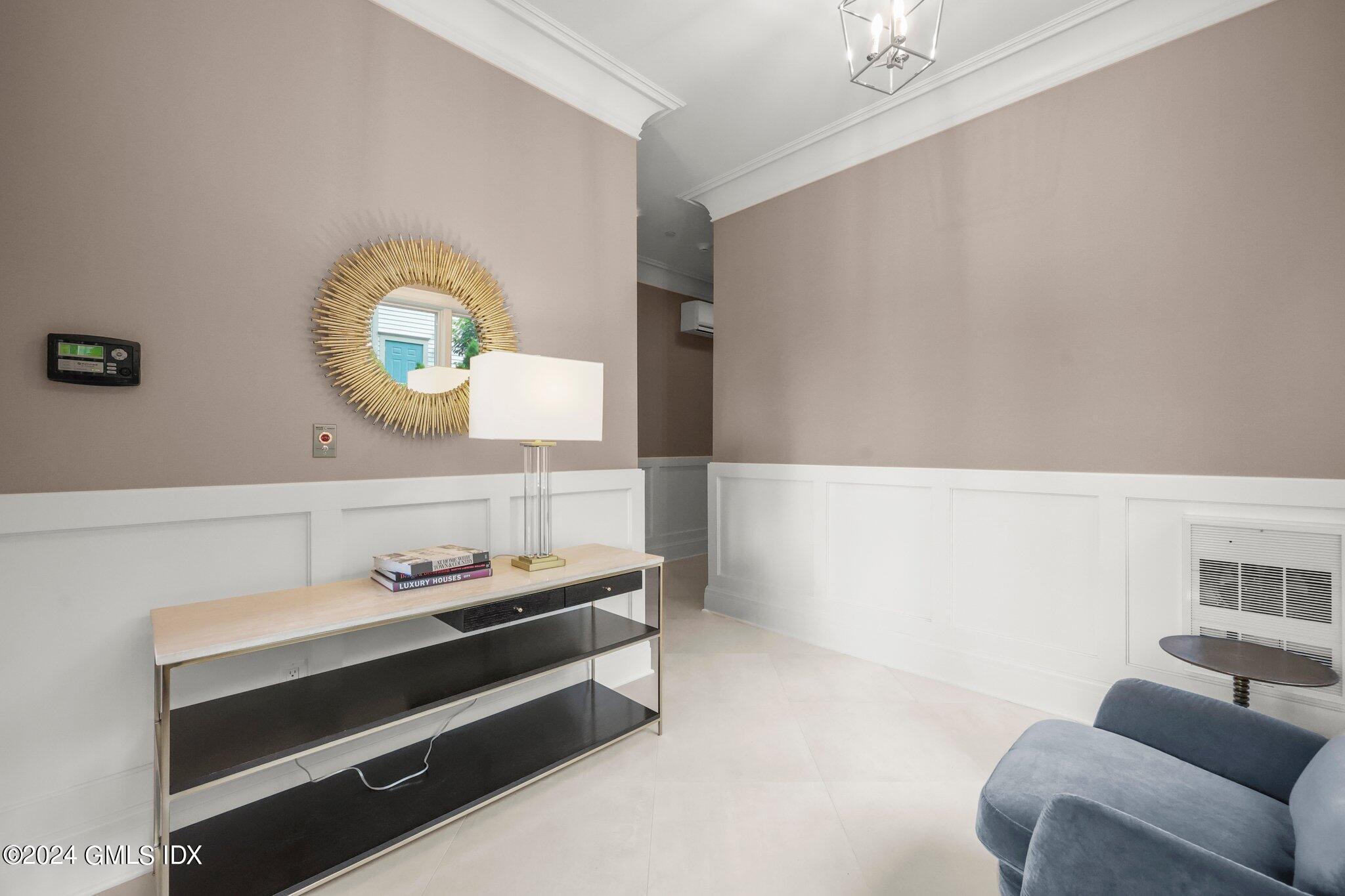 62 Mason Street, Unit PHW Greenwich, CT 06830 - Photo 6 of 18 a view of a livingroom with furniture