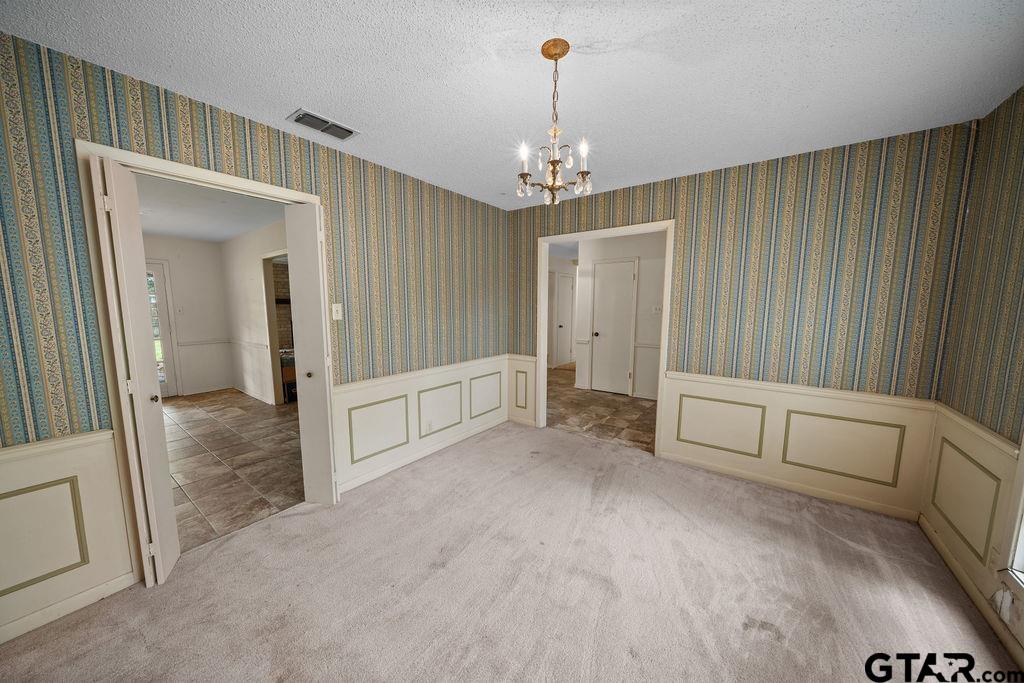 4005 Pollard Drive Tyler, TX 75701 - Photo 5 of 33