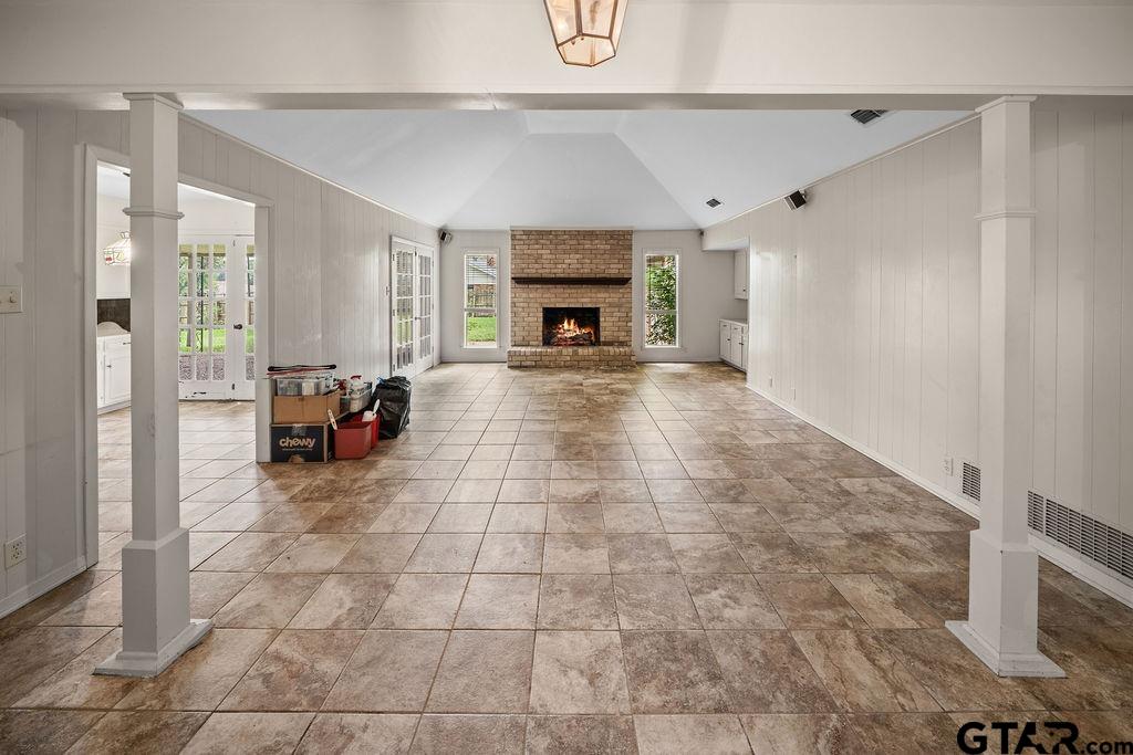4005 Pollard Drive Tyler, TX 75701 - Photo 6 of 33