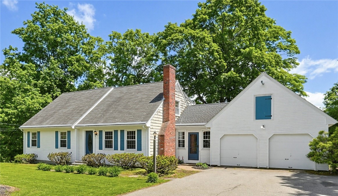 281 Scott Road Cumberland, RI 02864 - Photo 1 of 33