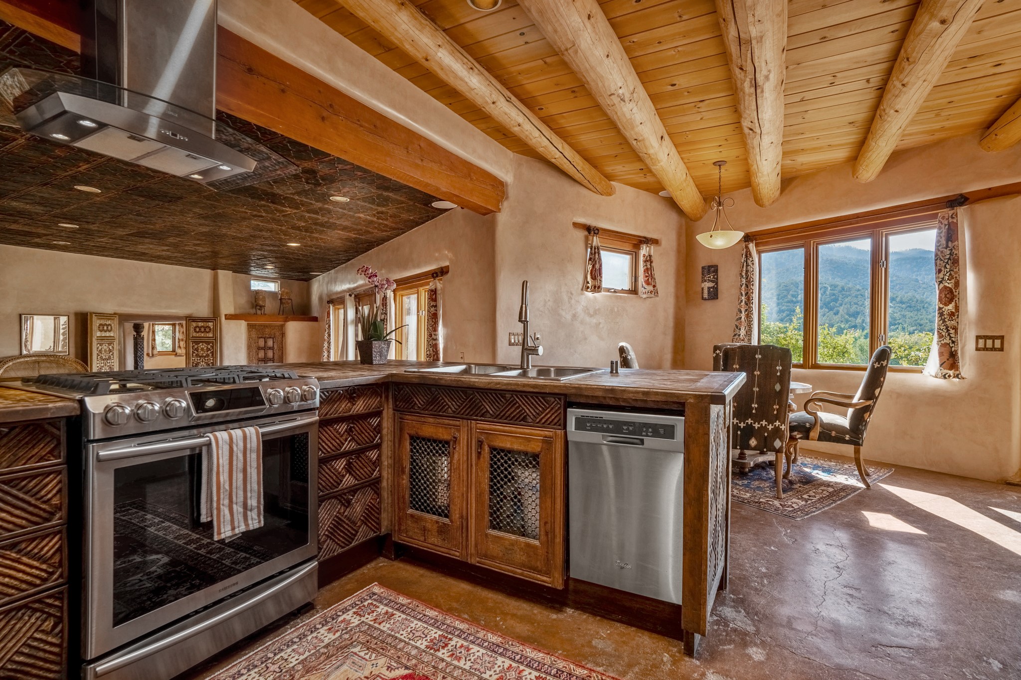 1564 Cerro Gordo Road Santa Fe, NM 87501 - Photo 24 of 53 Upper House Kitchen
