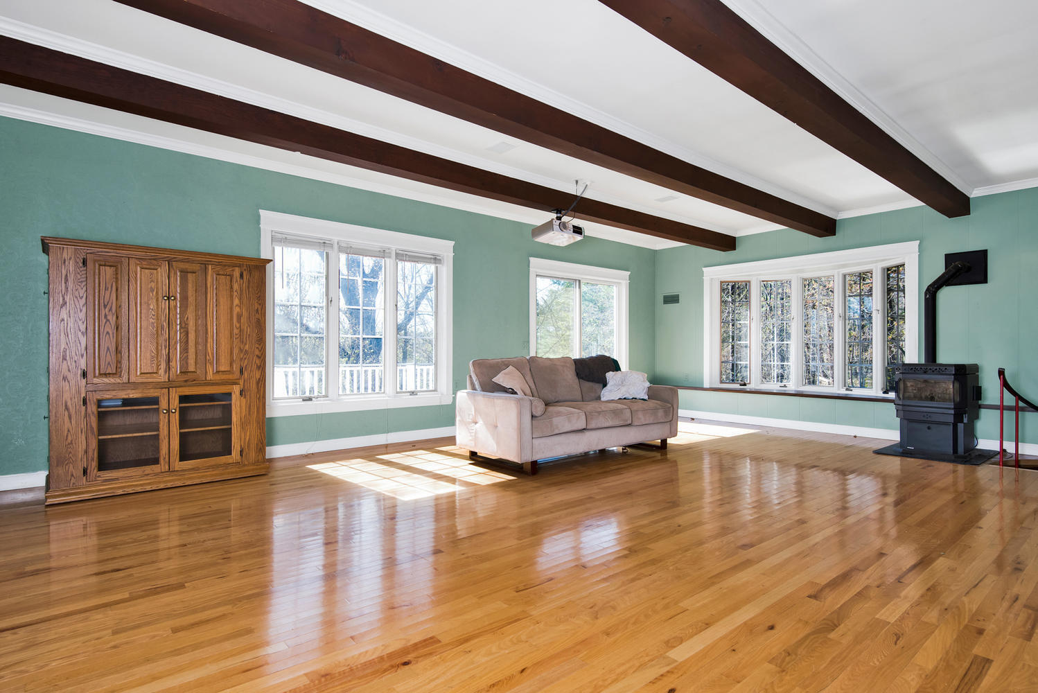 8 Western Promenade, Unit PROMENADE Paris, ME 04281 - Photo 7 of 39 8 Western Promenade South-large-007-003-