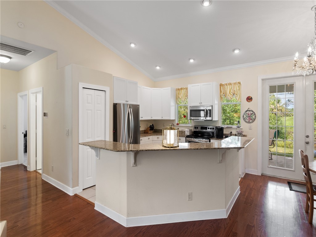 1179 George Street Sebastian, FL 32958 - Photo 8 of 19 Gallery Image 8