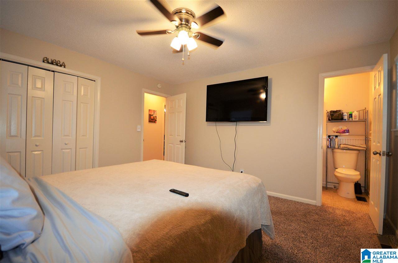 930 Ridge Trail Warrior, AL 35180 - Photo 19 of 34