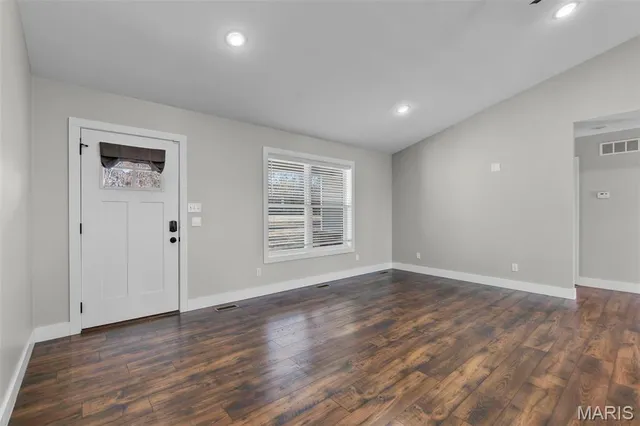 $570,000 | 10353 New Diggins Road, Mineral Point, MO 63660