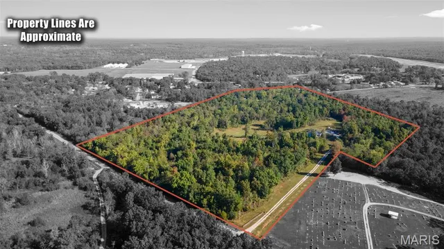 $570,000 | 10353 New Diggins Road, Mineral Point, MO 63660