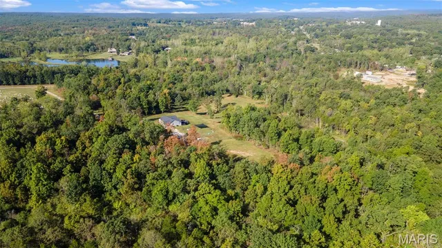 $570,000 | 10353 New Diggins Road, Mineral Point, MO 63660