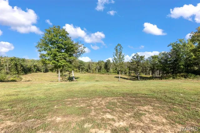 $570,000 | 10353 New Diggins Road, Mineral Point, MO 63660