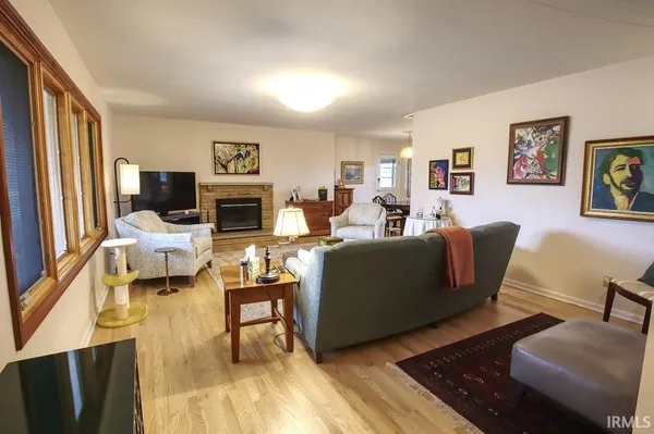 $264,900 | 684 West Greenbrier Lane, Sullivan, IN 47882