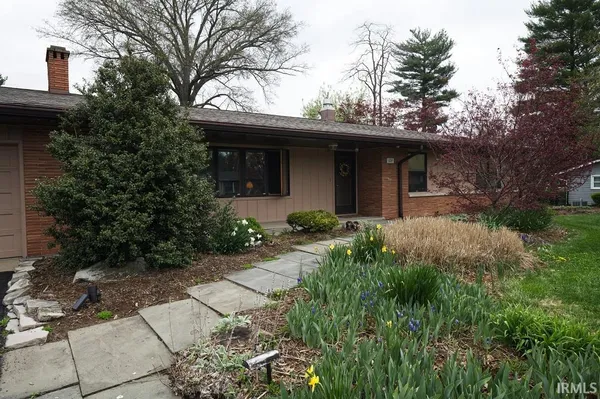 $264,900 | 684 West Greenbrier Lane, Sullivan, IN 47882