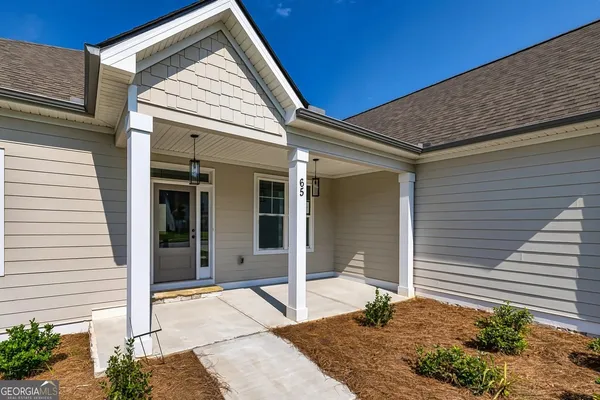 $3,100 | 65 Oakhurst Trail, Sharpsburg, GA 30277