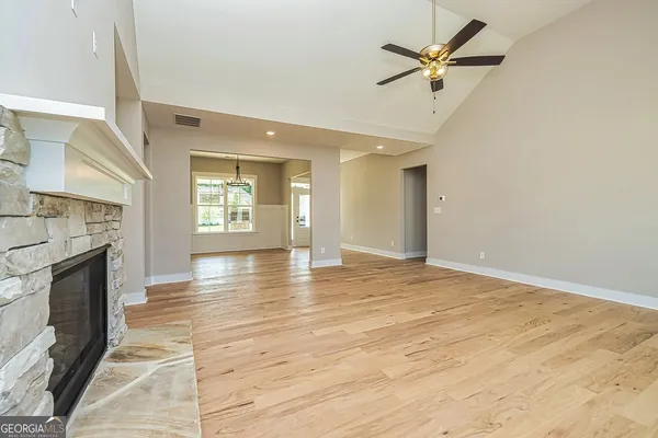 $3,100 | 65 Oakhurst Trail, Sharpsburg, GA 30277