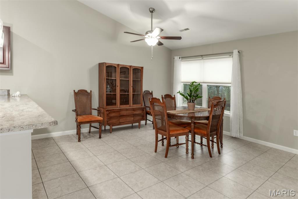 1009 Hawk Ridge Drive Union, MO 63084 - Photo 13 of 44
