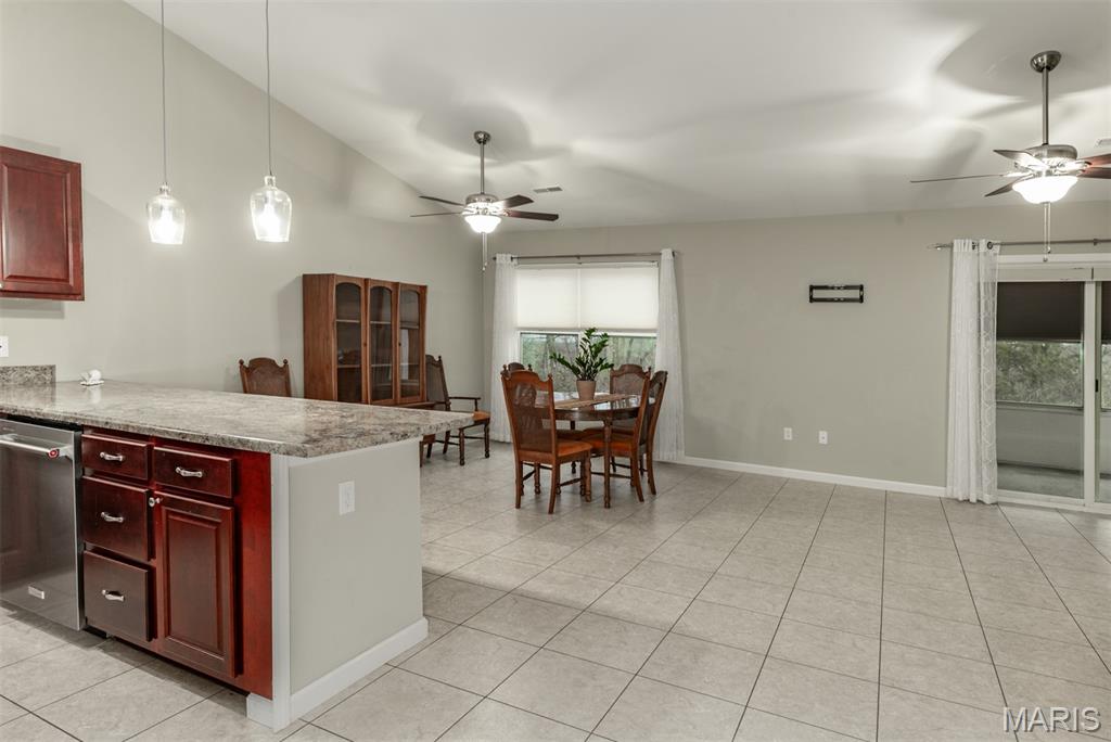 1009 Hawk Ridge Drive Union, MO 63084 - Photo 7 of 44