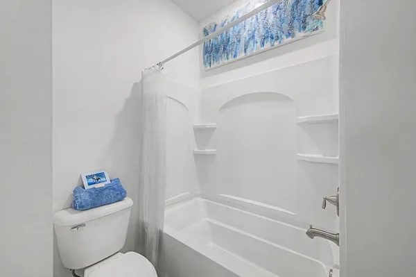 $585,000 | 48 Hammock Circle, Freeport, FL 32439