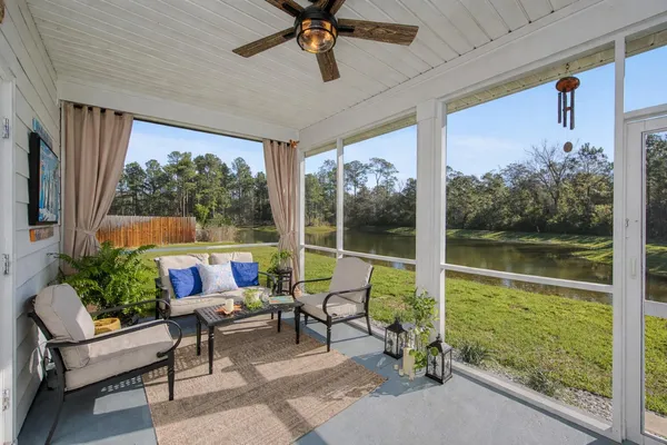 $585,000 | 48 Hammock Circle, Freeport, FL 32439
