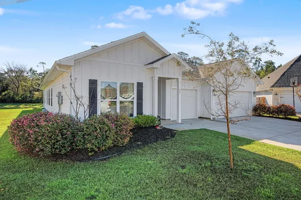 $585,000 | 48 Hammock Circle, Freeport, FL 32439
