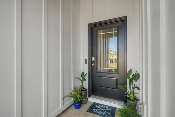 $585,000 | 48 Hammock Circle, Freeport, FL 32439