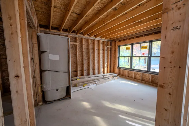 $395,000 | 86 Cross Street, Northport, ME 04849