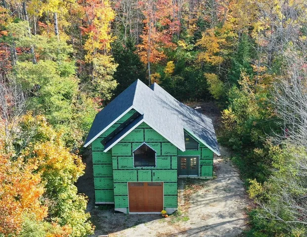 $395,000 | 86 Cross Street, Northport, ME 04849