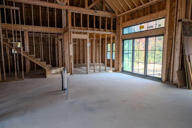 $395,000 | 86 Cross Street, Northport, ME 04849