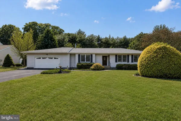 $395,000 | 6 Ferro Drive, Sewell, NJ 08080