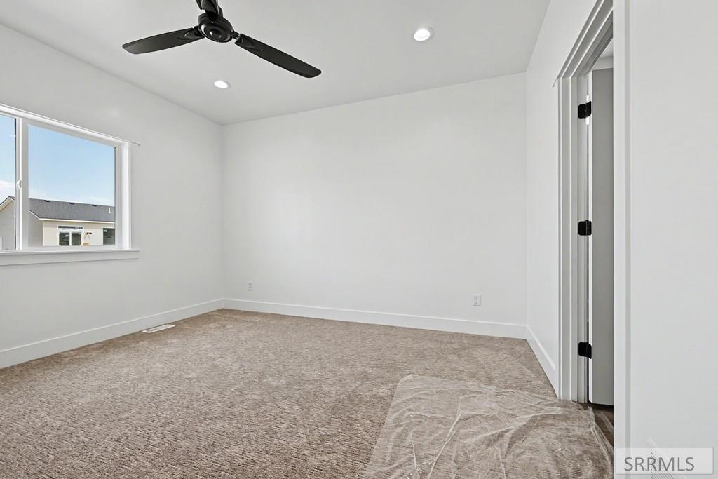 3131 Elixir Road Ammon, ID 83406 - Photo 4 of 14 Primary Suite