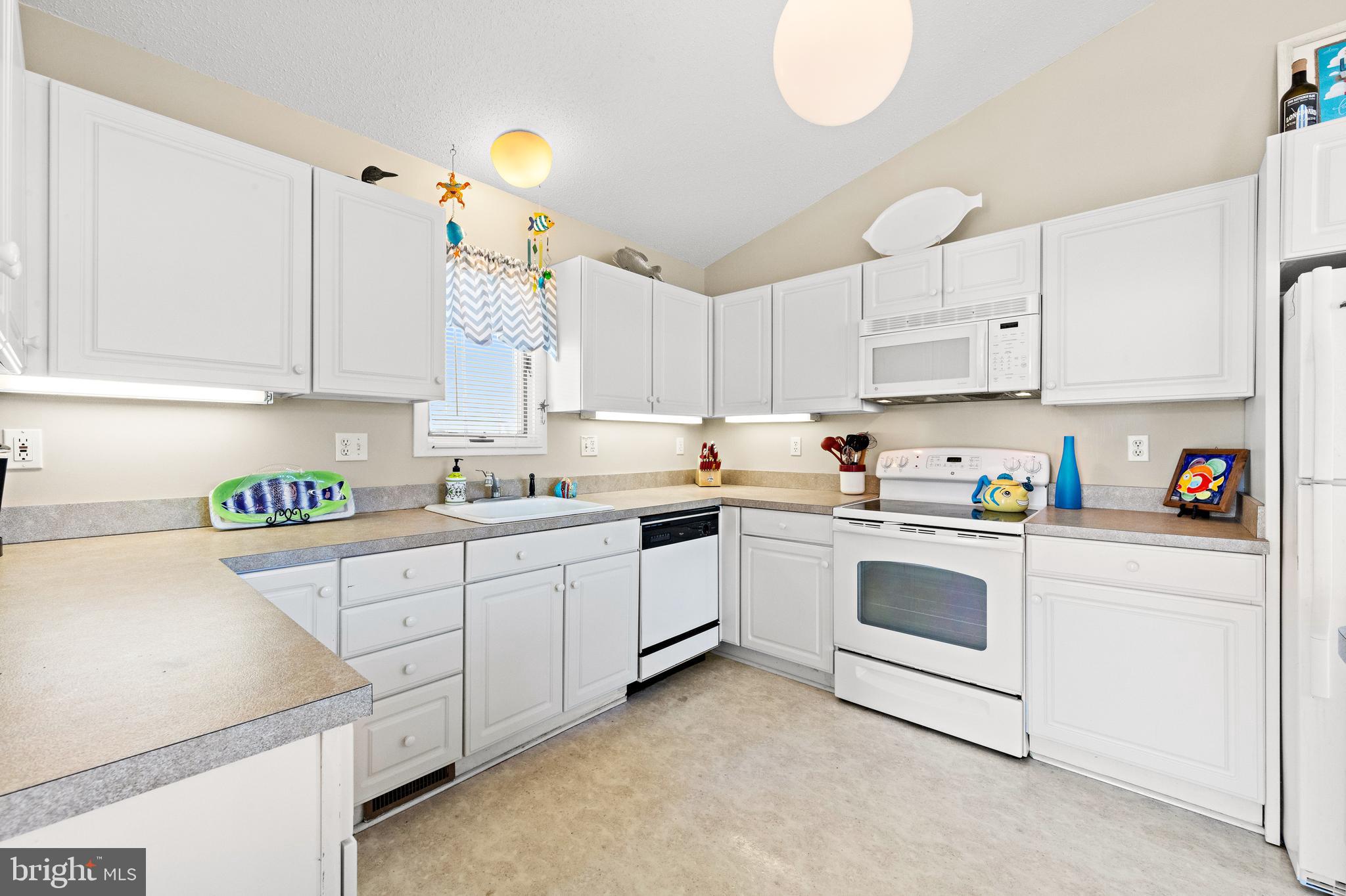 39 17th Street Surf City, NJ 08008 - Photo 20 of 59