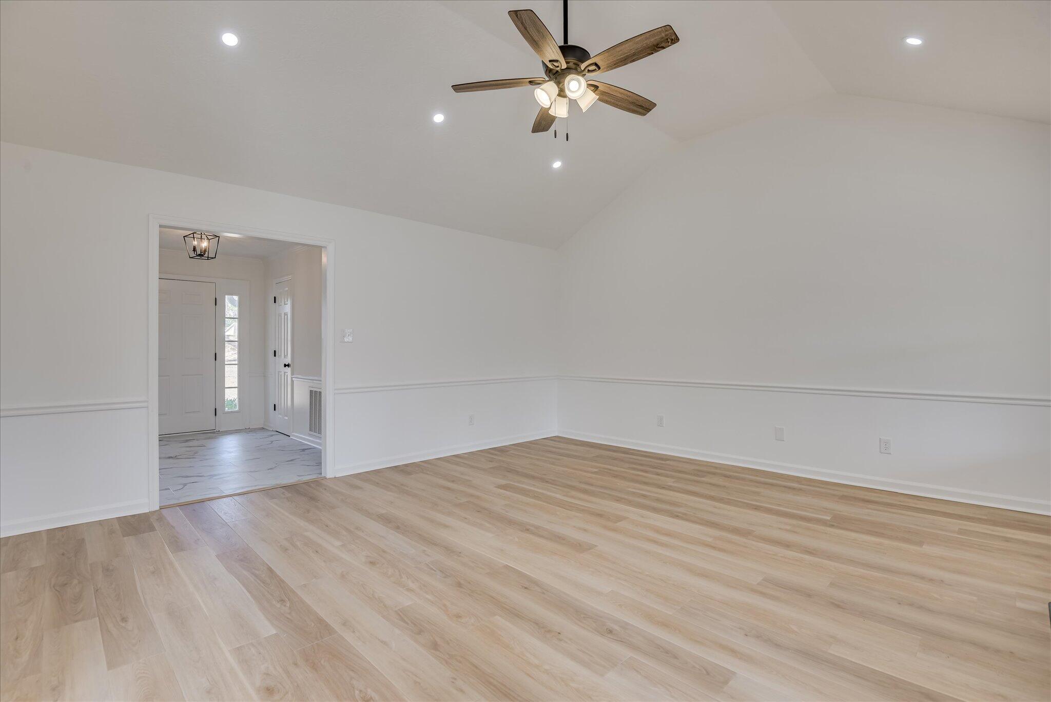 5224 Hereford Farm Road Evans, GA 30809 - Photo 11 of 51 10-110