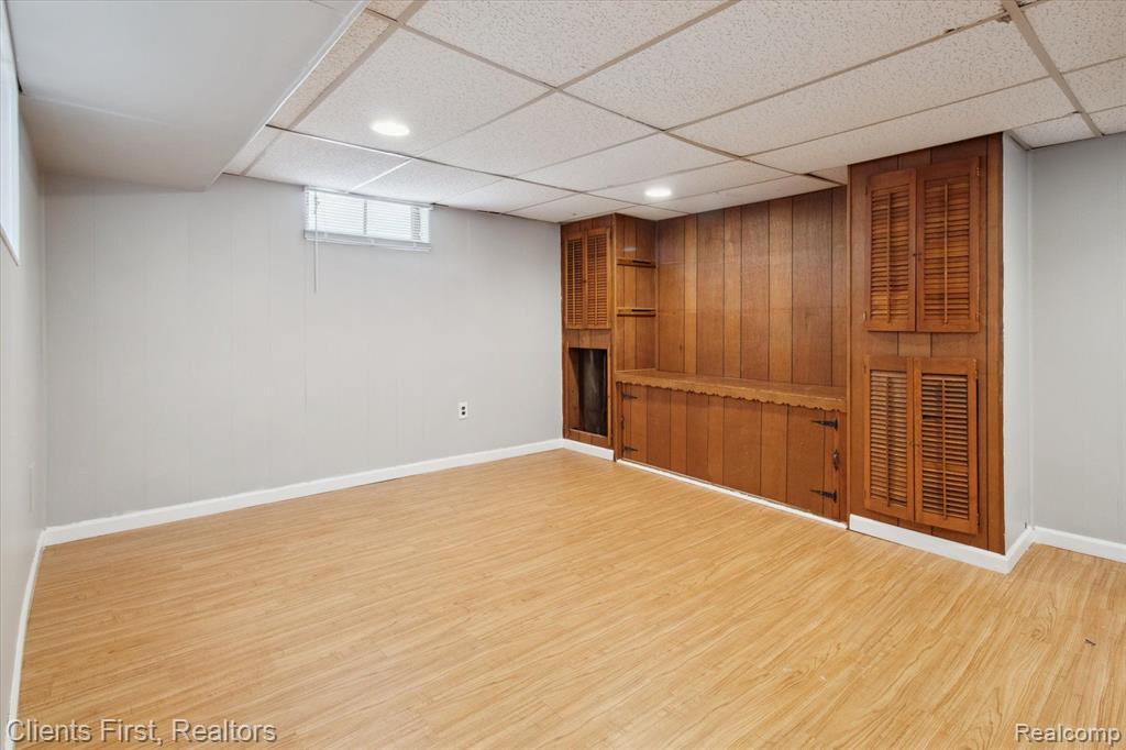 4375 Howe Road Wayne, MI 48184 - Photo 24 of 36