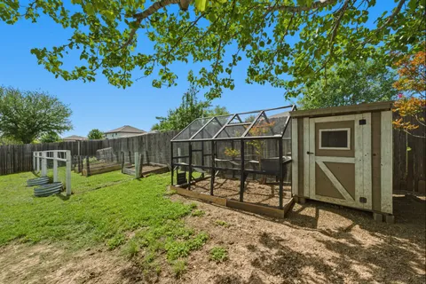 $335,000 | 605 Holbrooke Street, Hutto, TX 78634