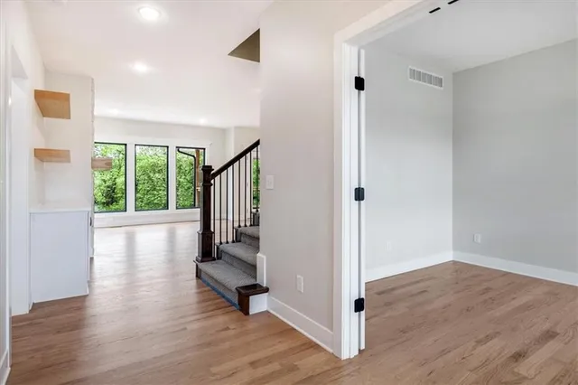 $805,320 | 502 Blackhawke Drive, Smithville, MO 64089