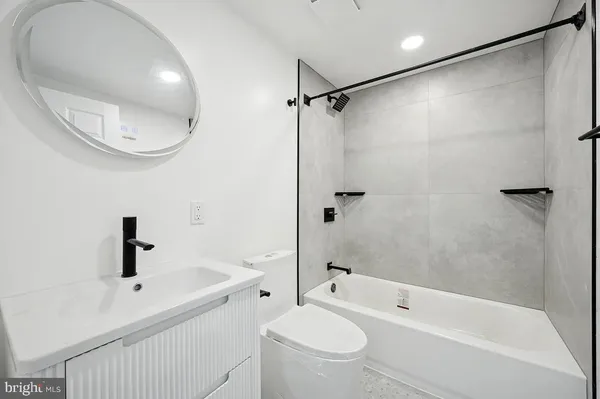 $1,390 | 52 North 51st Street, Unit B2, Philadelphia, PA 19139