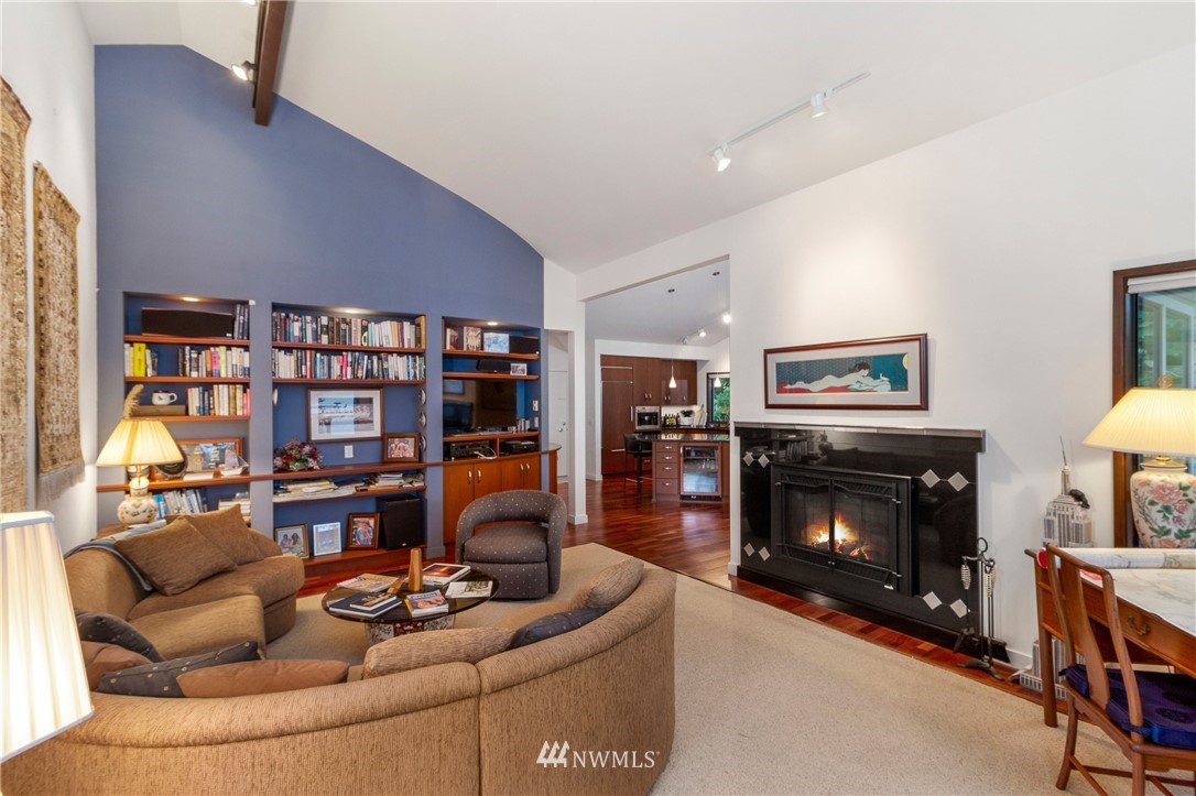 184 Armadale Road, Unit 5 Friday Harbor, WA 98250 - Photo 9 of 23 a living room with furniture and a fireplace