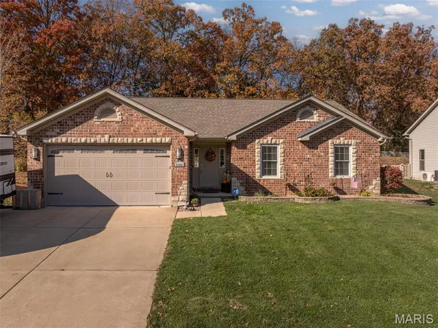 $375,000 | 31261 Willow Court, Foristell, MO 63348