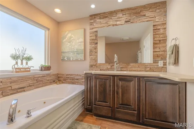 $375,000 | 31261 Willow Court, Foristell, MO 63348