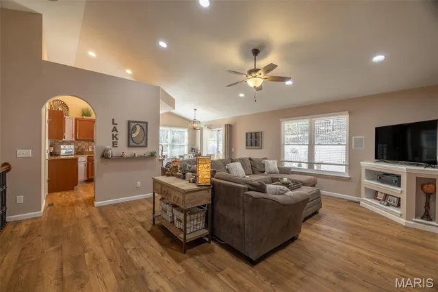 $375,000 | 31261 Willow Court, Foristell, MO 63348