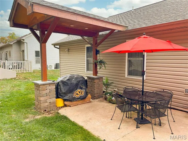 $375,000 | 31261 Willow Court, Foristell, MO 63348