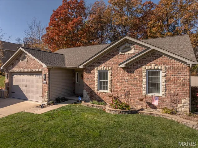 $375,000 | 31261 Willow Court, Foristell, MO 63348