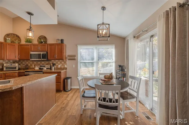 $375,000 | 31261 Willow Court, Foristell, MO 63348