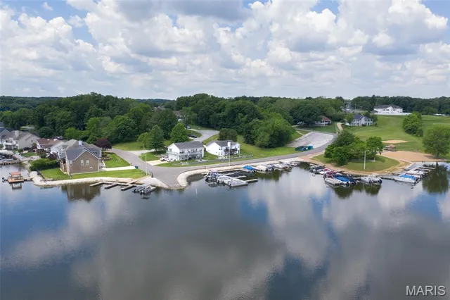 $375,000 | 31261 Willow Court, Foristell, MO 63348