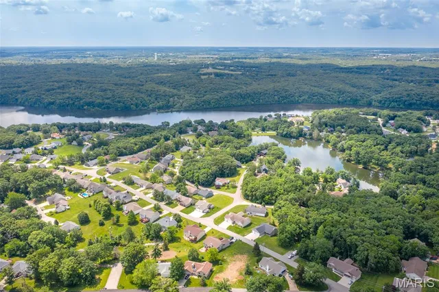 $375,000 | 31261 Willow Court, Foristell, MO 63348