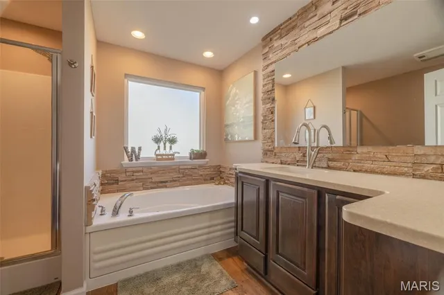 $375,000 | 31261 Willow Court, Foristell, MO 63348