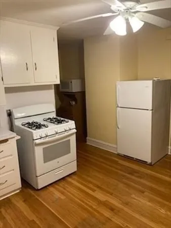 $1,450 | 626 South Main Street, Unit 3 SOUTH, Fall River, MA 02721