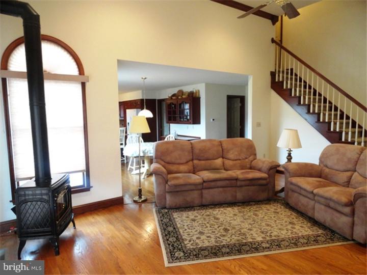 1940 County Line Road Barto, PA 19504 - Photo 6 of 23 Great Room