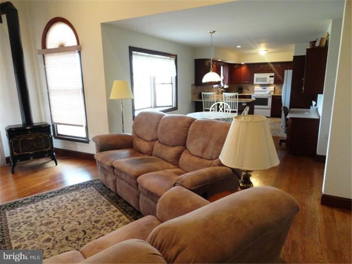 1940 County Line Road Barto, PA 19504 - Photo 7 of 23 Great Room