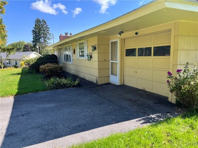 $170,000 | 2 Catlin Avenue, Paris, NY 13456