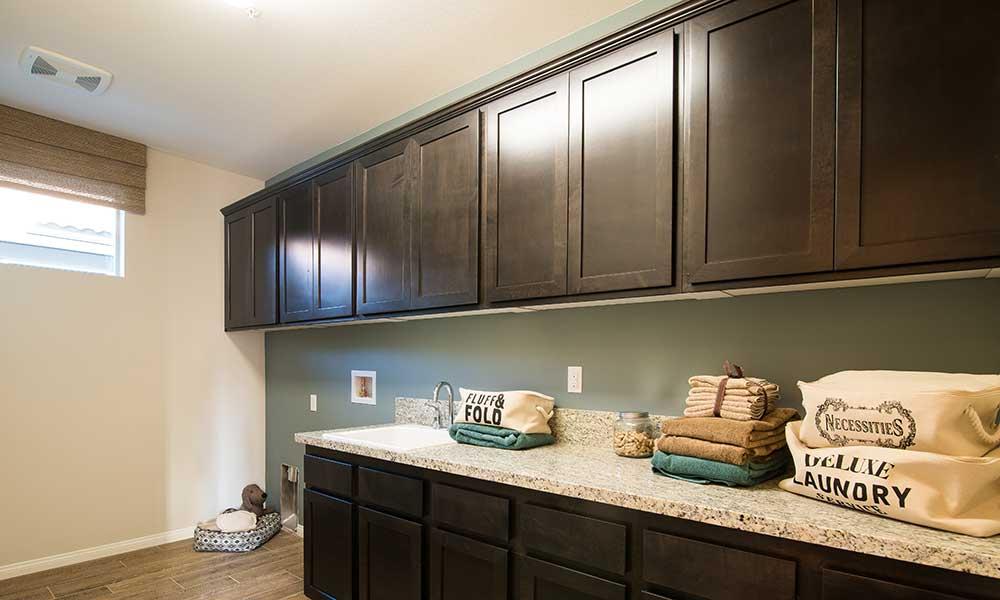 49345 Beatty Street Indio, CA 92201 - Photo 9 of 24 gallery-links-new-home-laundry-room-lg