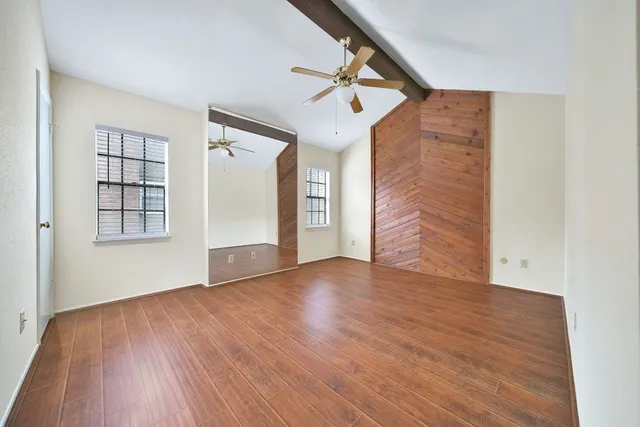 $1,325 | 9901 Sharpcrest Street, Unit H4, Houston, TX 77036