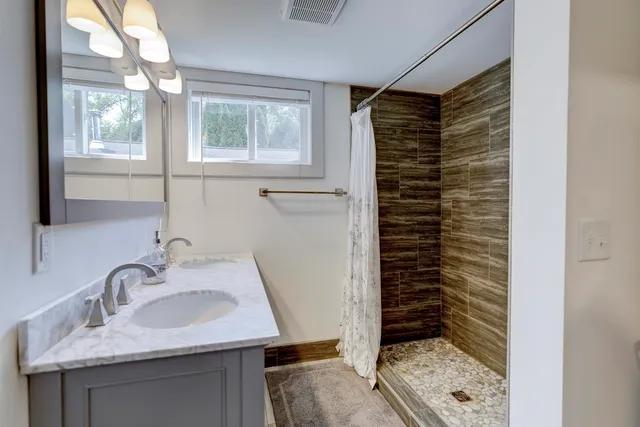 $1,125,000 | N2215 Highway 188, Lodi, WI 53555